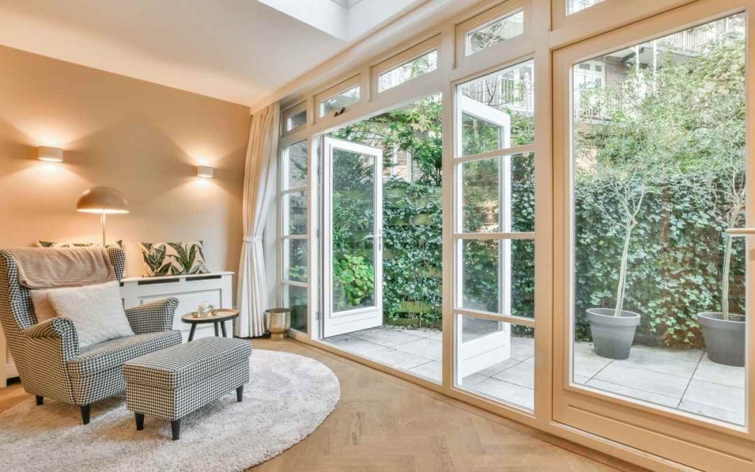 6 Key Pros and Cons of Vinyl Windows: What Homeowners Should Know